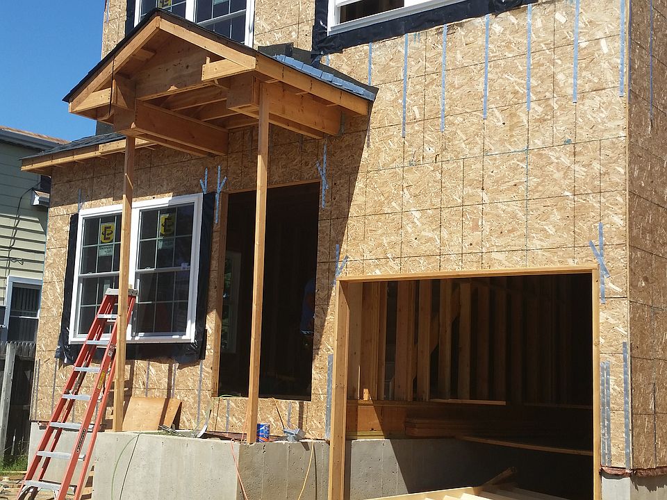 2nd image of 171B Evans Ave