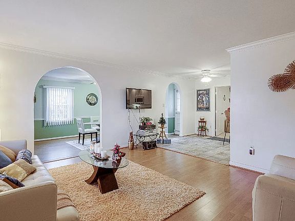 4th image of 8108 Ashboro Dr #1
