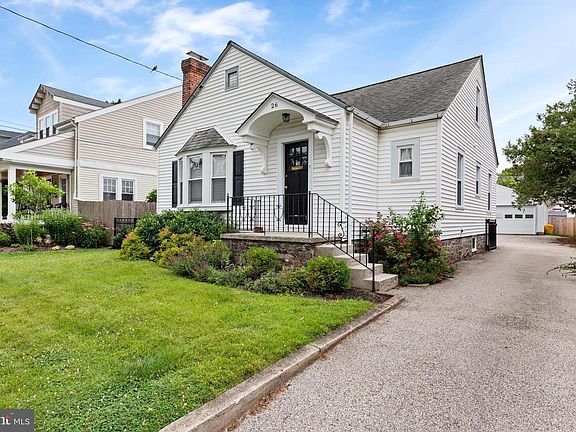 2nd image of 26 Weiss Ave