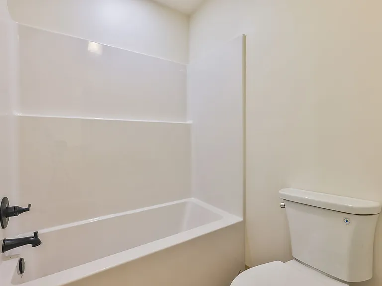 551 Elm St #2 — Photo 6