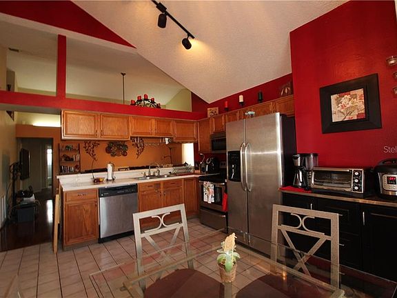 3rd image of 4004 Caban Ct