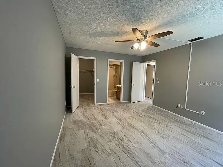 1004 Northlake Dr #1004 — Photo 9