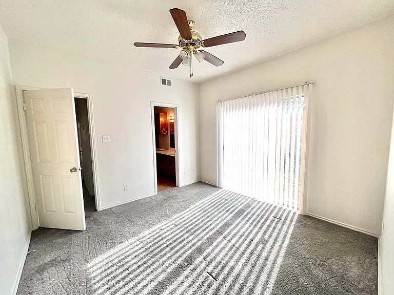 5720 Marquita Ave #7 — Photo 8