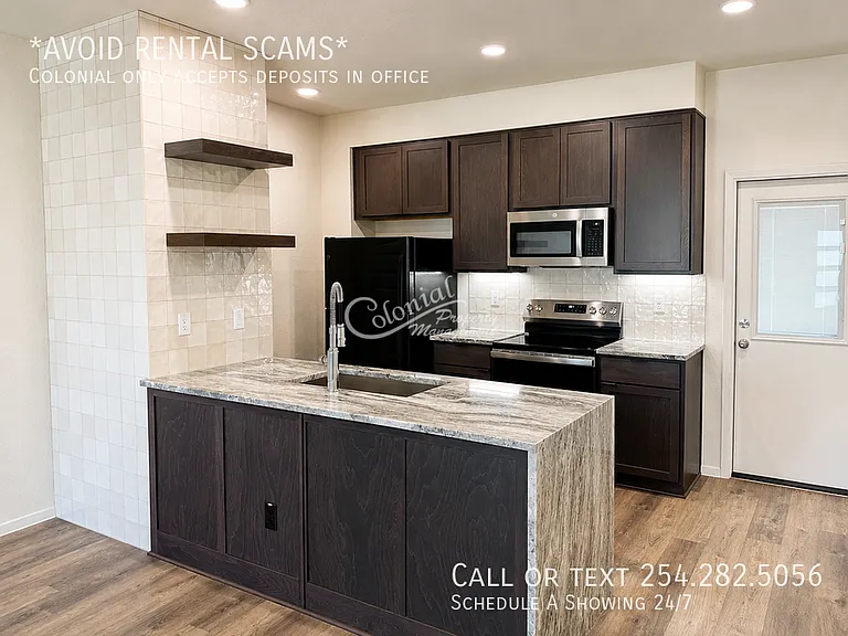 1614 Crooked River Ct — Photo 4
