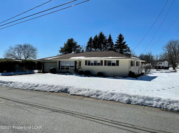 152 Woodbine Rd, Shavertown, PA 18708