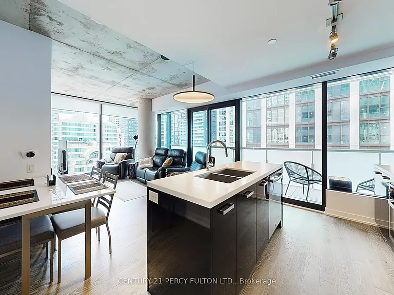 11 Charlotte St #1707 — Photo 10