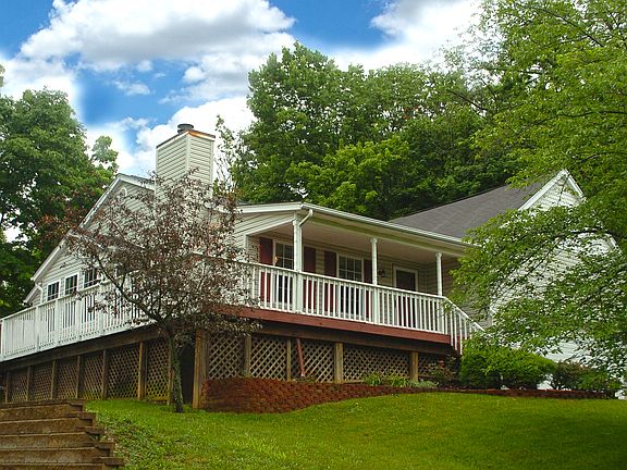 2nd image of 21291 Alpine Dr