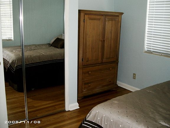 2nd image of 2809 Sydney St #3