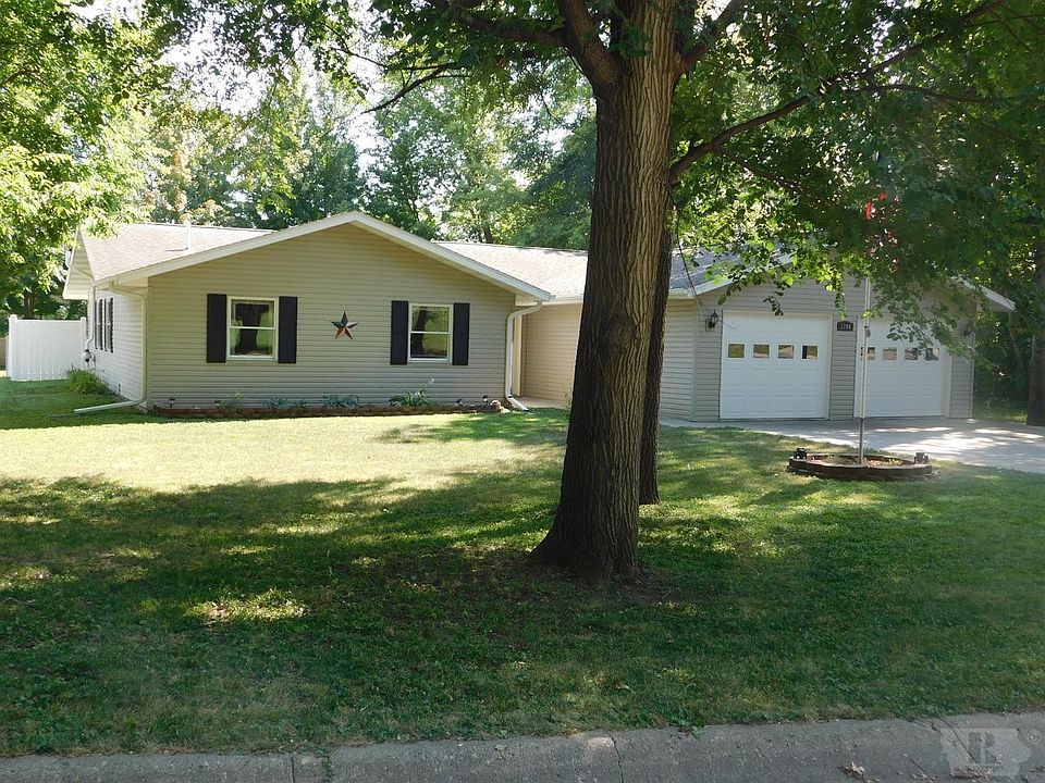 1st image of 1704 B Ave E