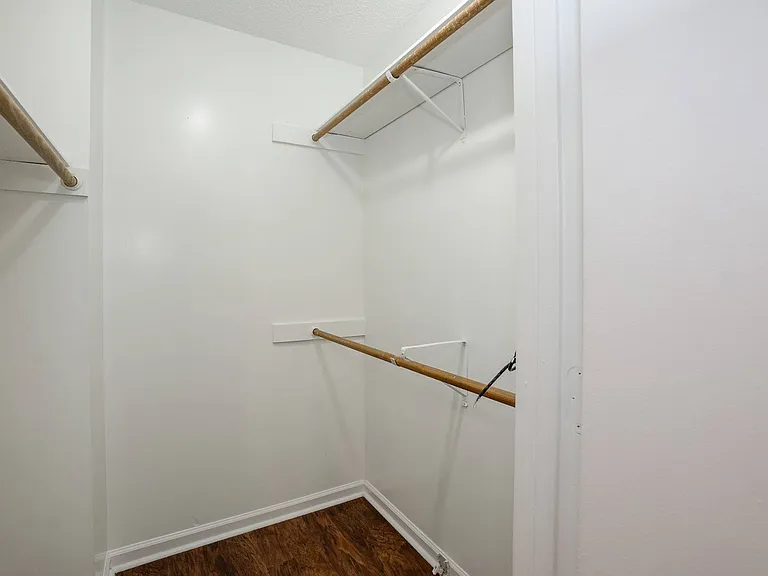5410 Talserwood Dr — Photo 22