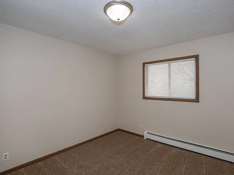 503 Sycamore St — Photo 3