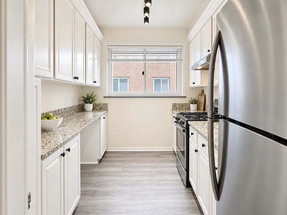 Refinished Kitchen - Brand New Appliances