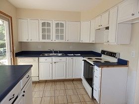 4th image of 3505 Montebello Dr W