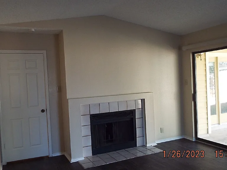 3422 Sunlit Grv — Photo 10