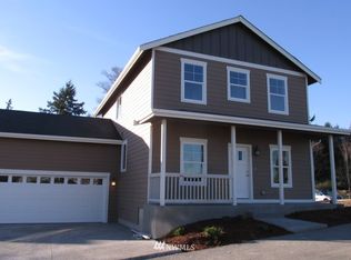 1017 Samara Ave, Bremerton, WA 98312