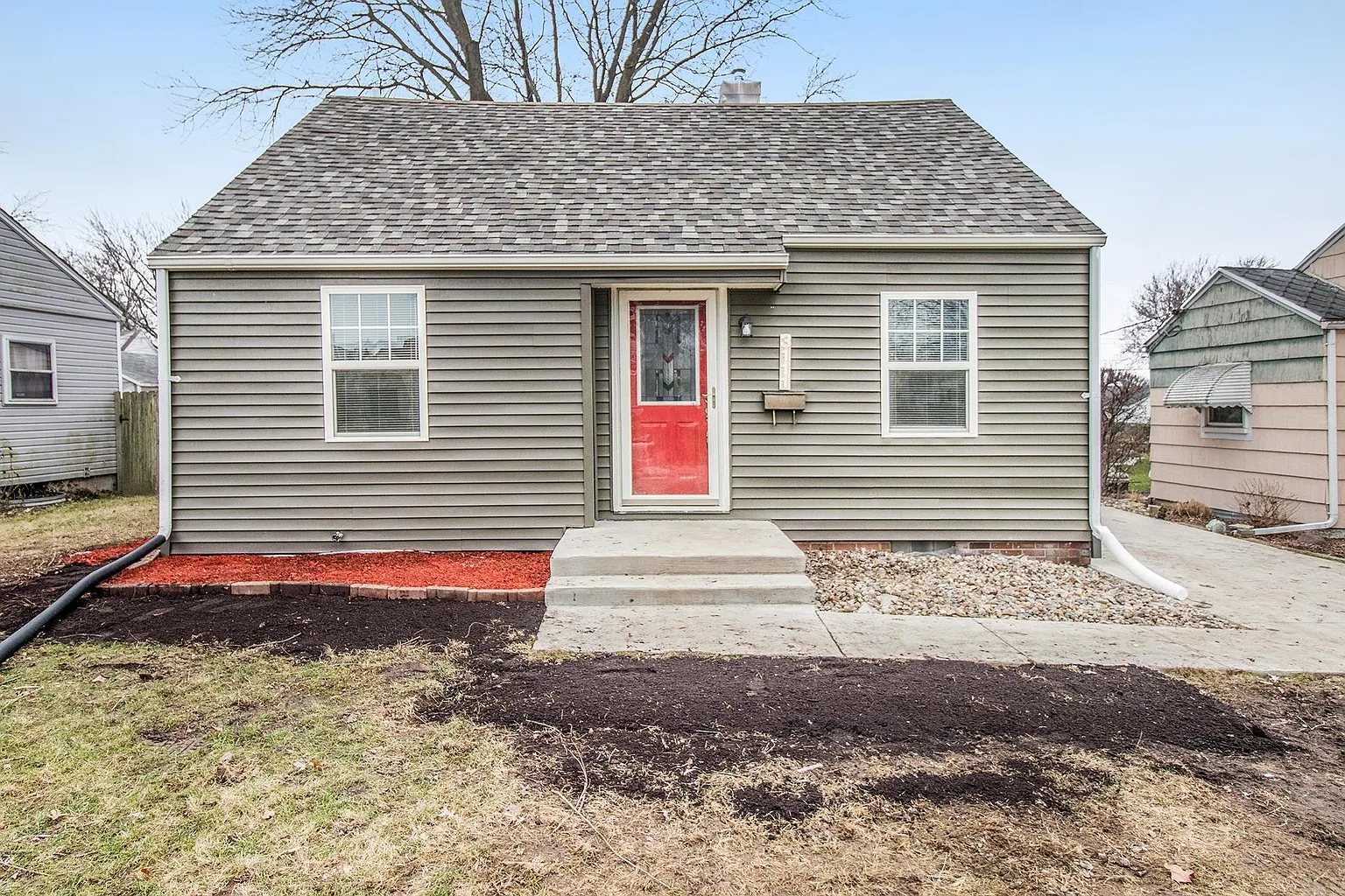 3111 S Saint Joseph St photo 1