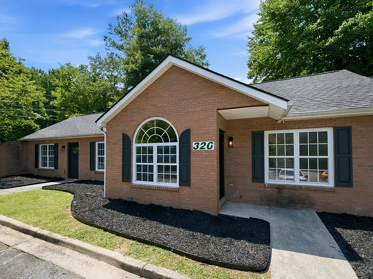 320 Shoal Creek Rd #102 — Photo 24
