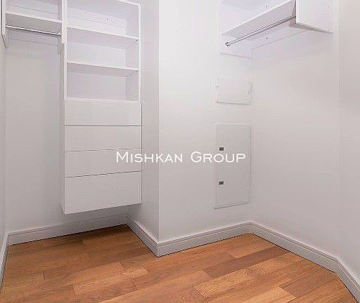 4th image of 15209 88th Ave APT 302