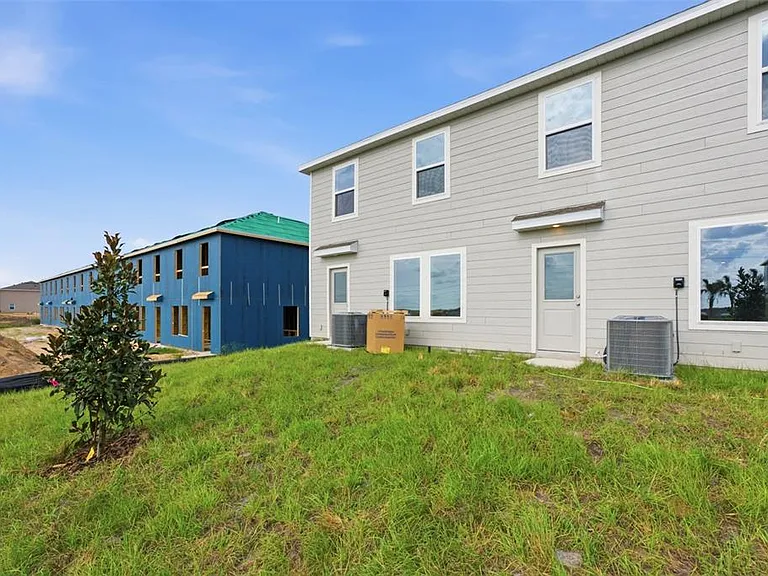 1557 Plank Pl — Photo 4