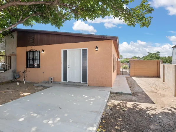 1105 Calle Mesquite, Bernalillo, NM 87004