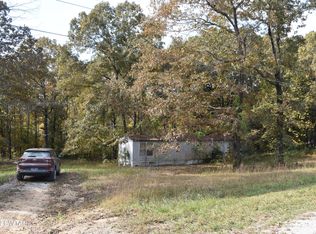 370 Melton Rd, Wildersville, TN 38388