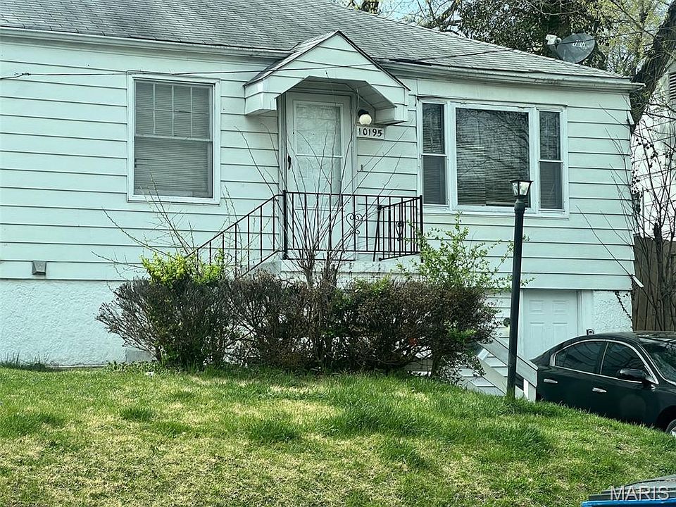 1st image of 10195 Cloverdale Dr
