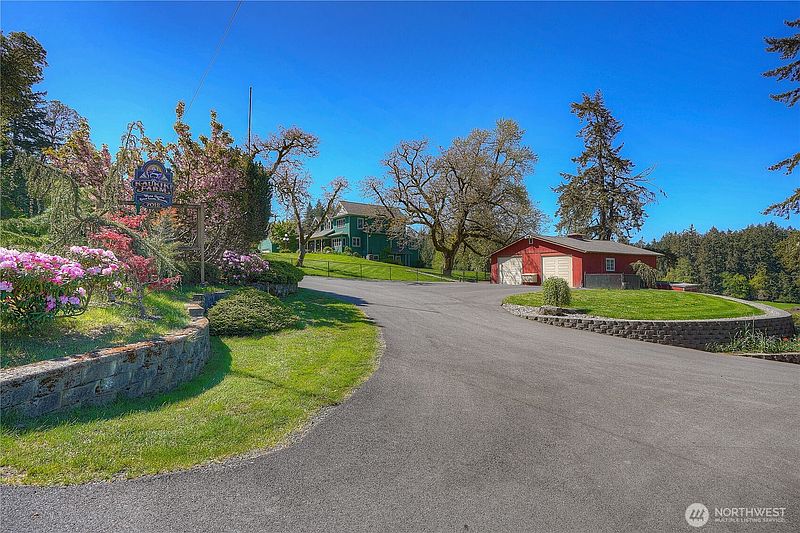 3rd image of 7012 Key Peninsula Highway SW