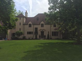 133 Forest Rd, Davenport, IA 52803