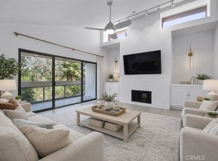 874 N Village Sq, Palm Springs, CA 92262