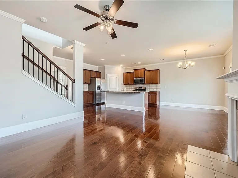 4648 Bogan Meadows Dr — Photo 6