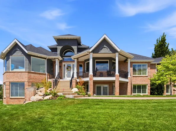 1756 S Stone Hollow Dr, Bountiful, UT 84010