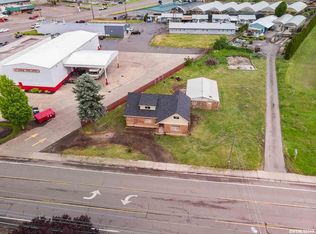 1755 Hardcastle Ave, Woodburn, OR 97071