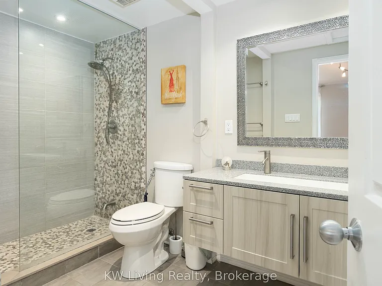 96 Confederation Way — Photo 11