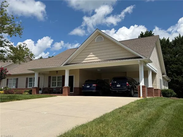 164 Brook Hill Ct, Elkin, NC 28621