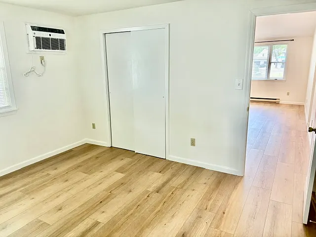 Rolling Hills Dr — Photo 12