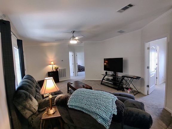 5th image of 403 Bruce Ave #26A