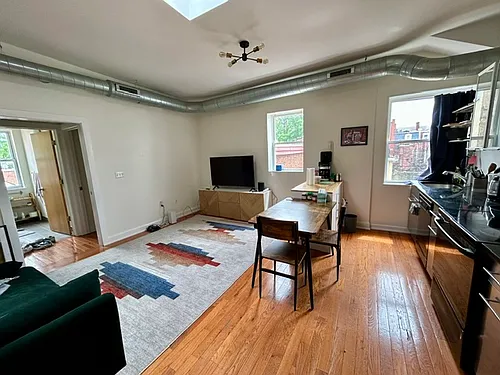 249 S 10th St #3R Photo 1