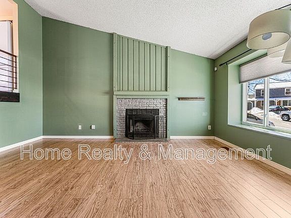 5th image of 18976 E Mercer Dr