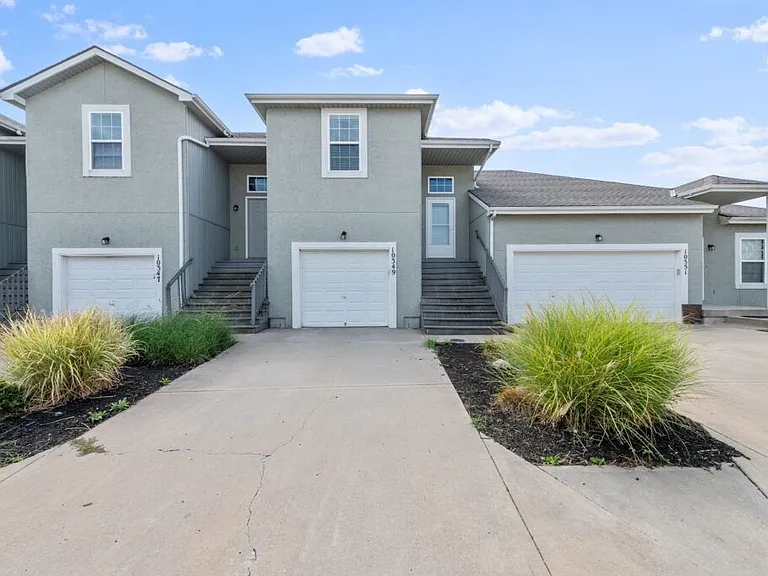3314 N 103rd Place Edith 10353 #10333-10357 — Photo 3