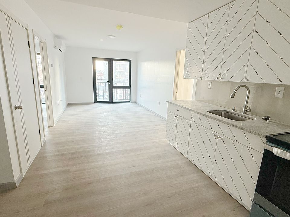1st image of 70-25 Queens Blvd #3F