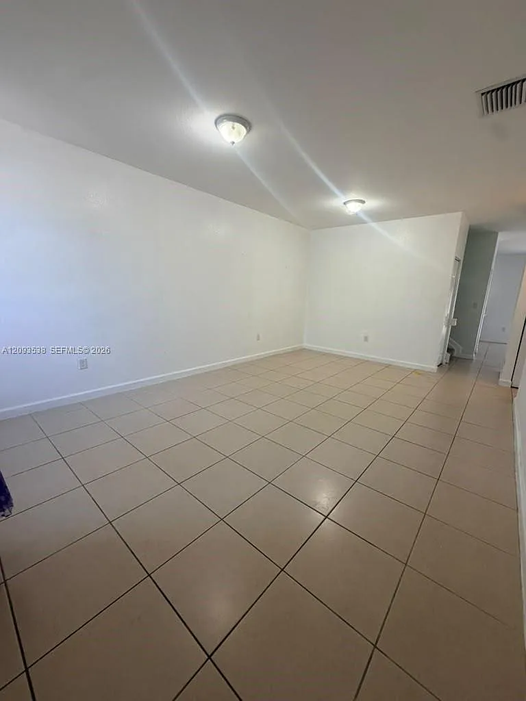 Silver Palm East Sec Thre — Photo 4