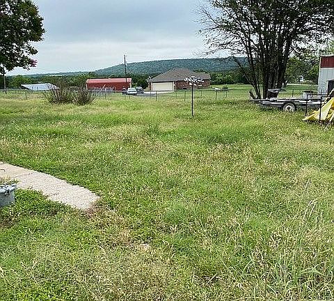 sidewalk to trailer