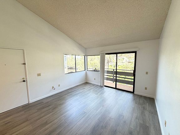 2nd image of 22734 Lakeway Dr Unit 350