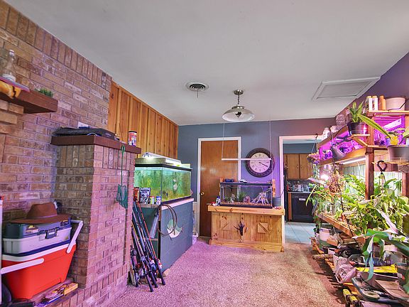 4th image of 4518 49th St