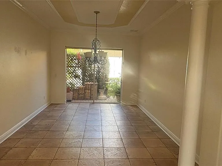 10547 Martinique Isle Dr — Photo 12