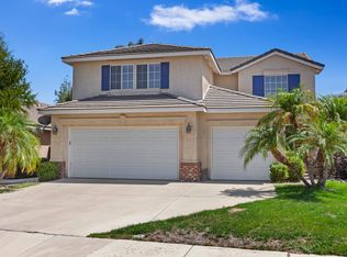 8911 Flintridge Ln, Corona, CA 92883