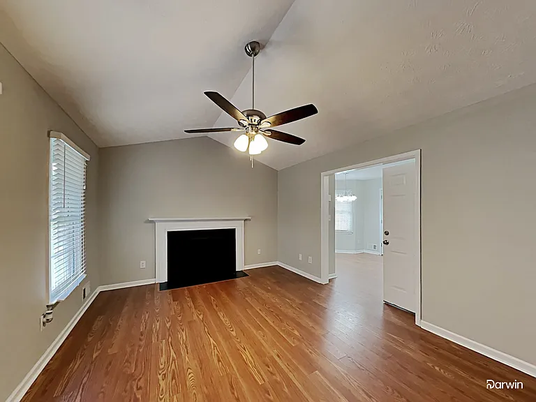 383 Robin Hood Dr — Photo 6