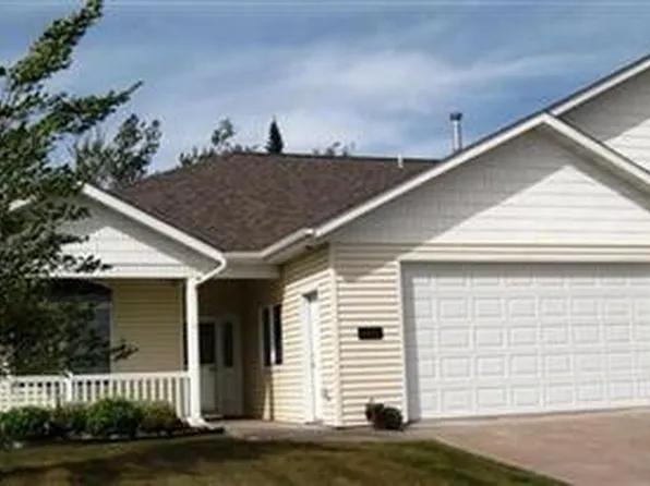 709 Laura Lane Cir, Two Harbors, MN 55616