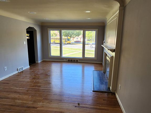 2nd image of 21920 Outer Dr W