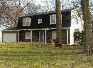 449 E Foster Ave, Roselle, IL